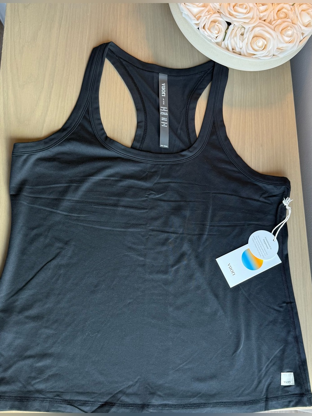 Vuori Lux Racerback Tank Black Large NWT Performance Workout Top